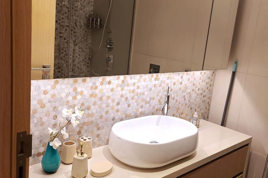 Luxury In Yas Island